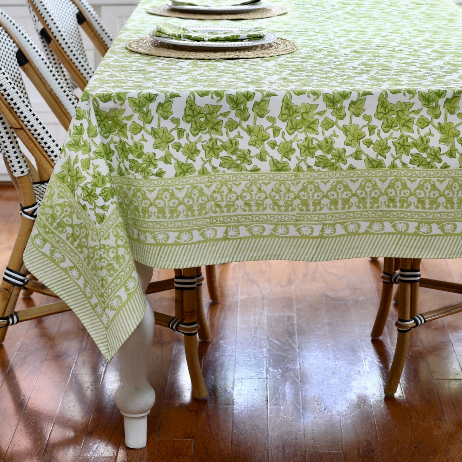 Ivy Tablecloth