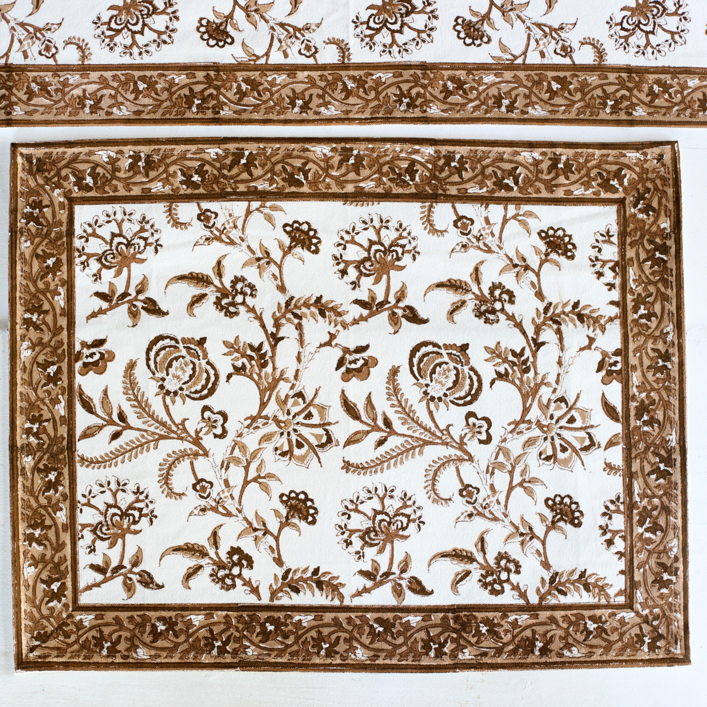 Lilibet Mocha Placemat