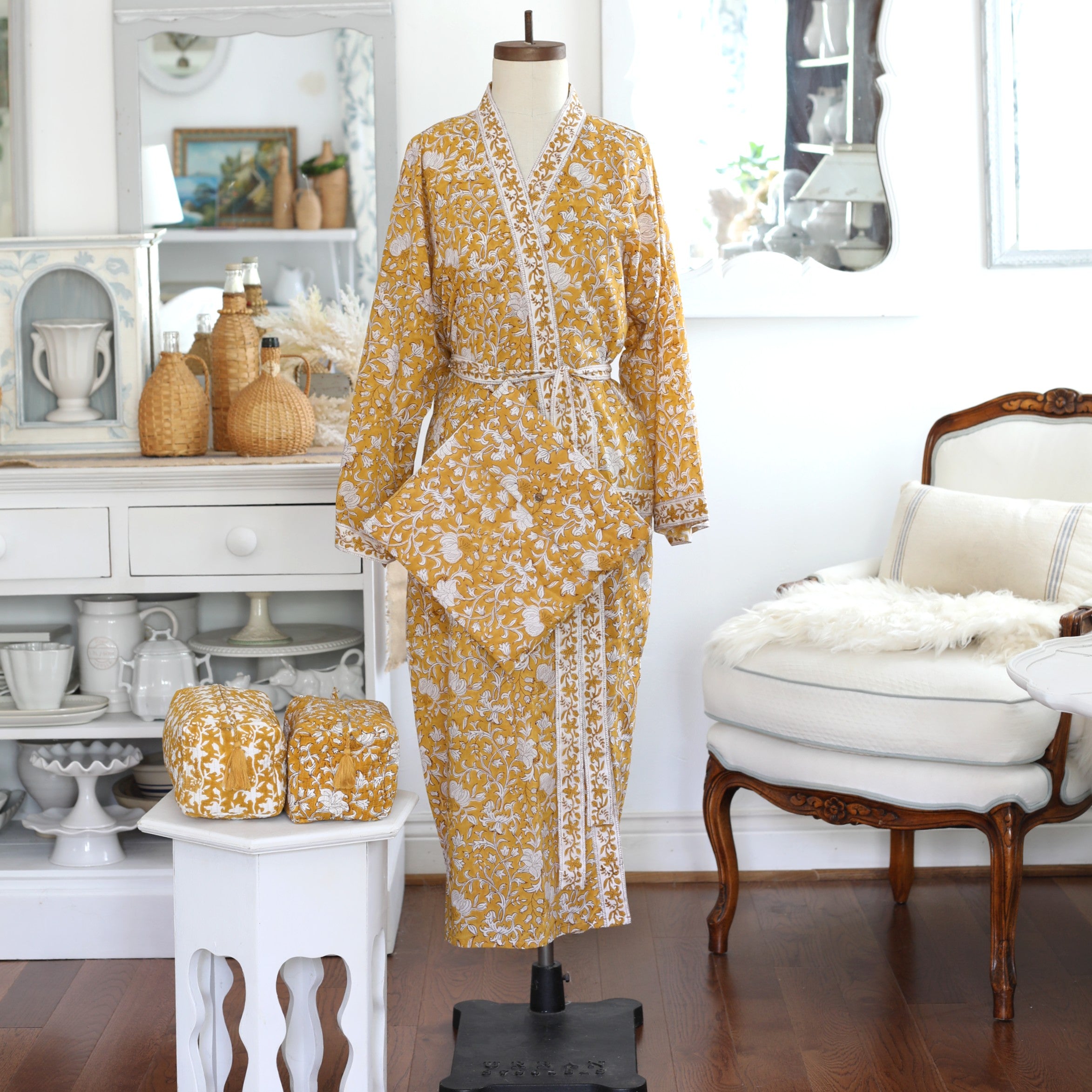 Pacho Saffron Robe