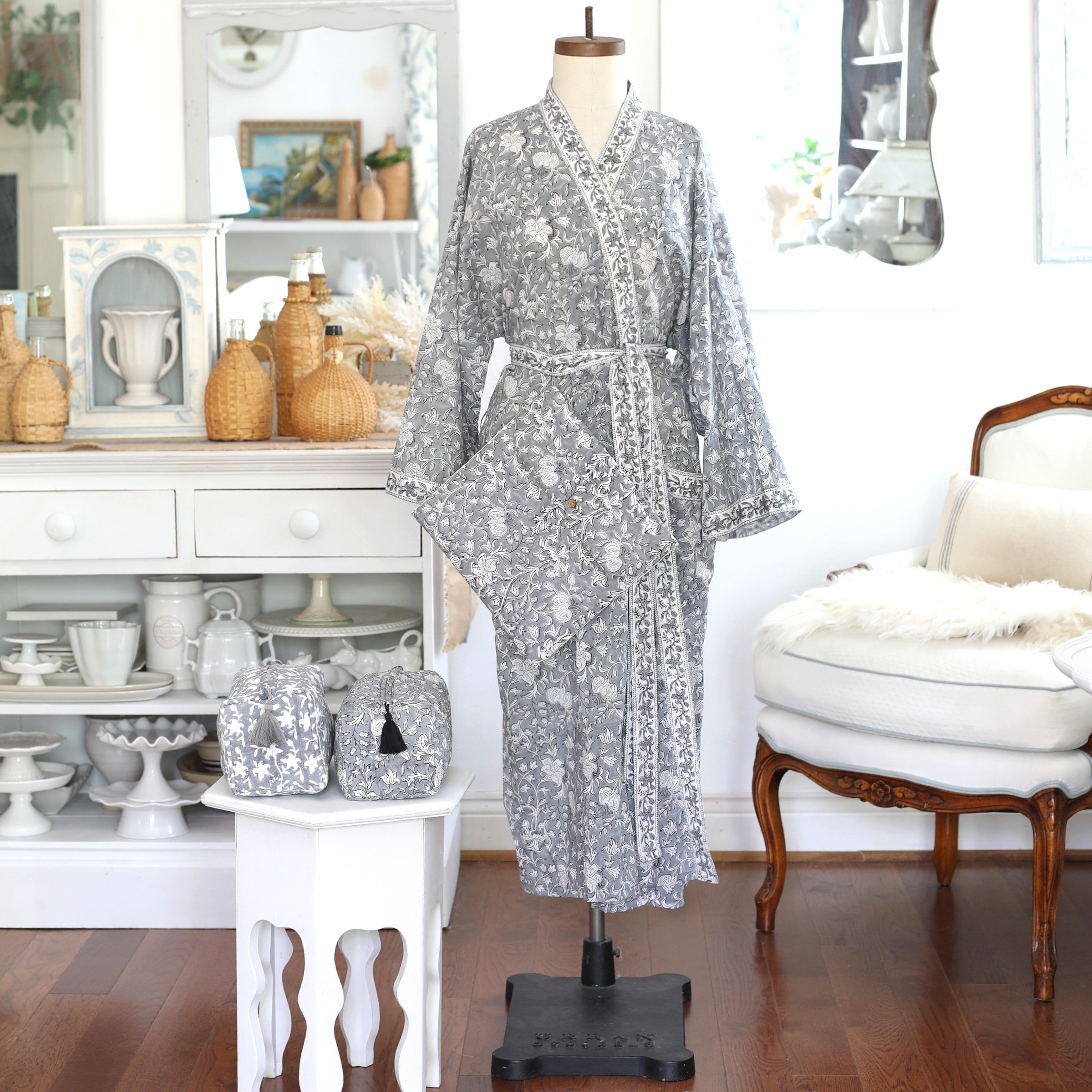ROBES Pacific & Rose Textiles ROBES Pacific & Rose Textiles