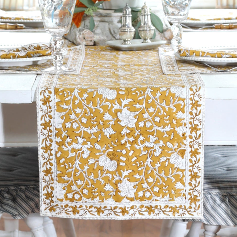 Pacho Saffron Runner