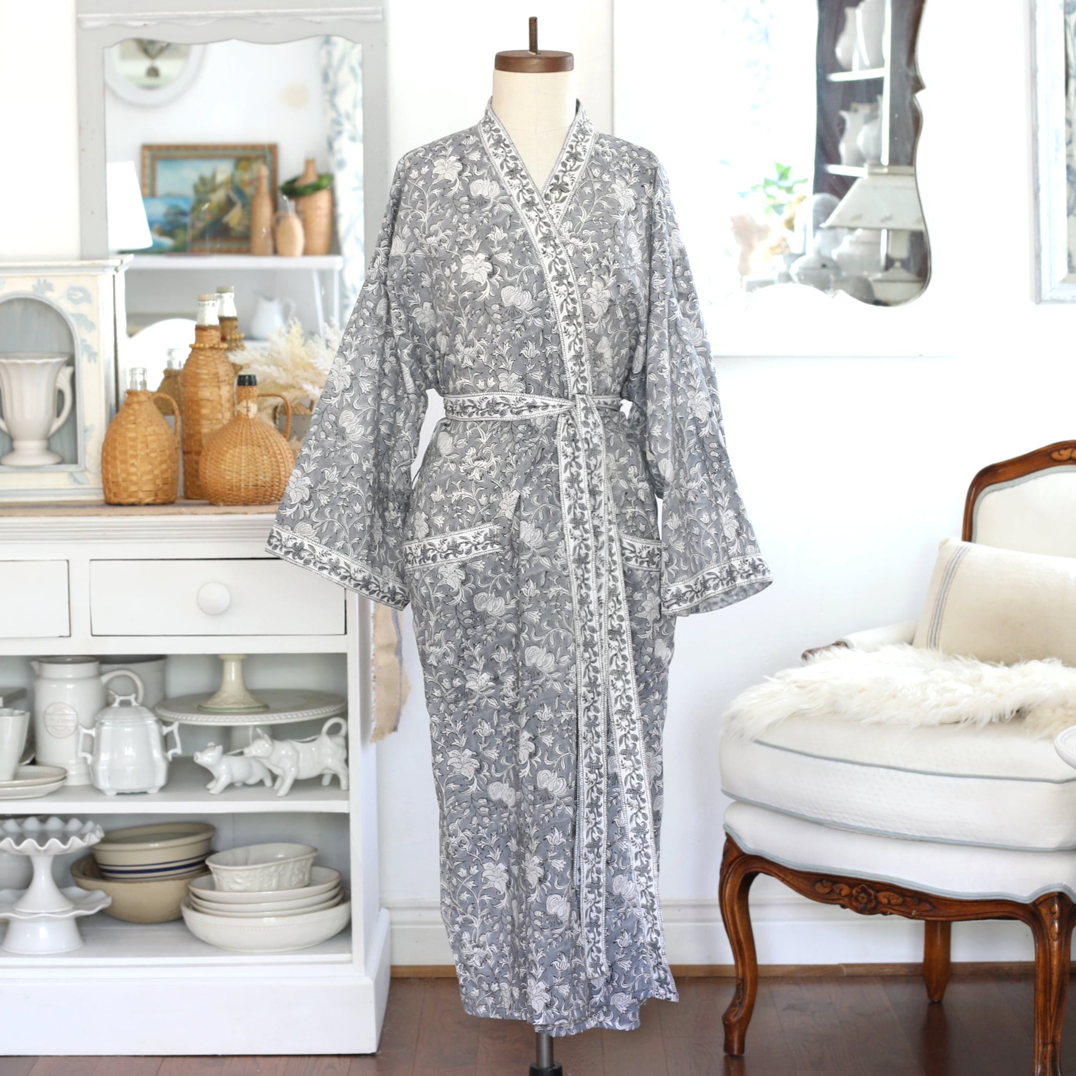 Pacho Slate Robe
