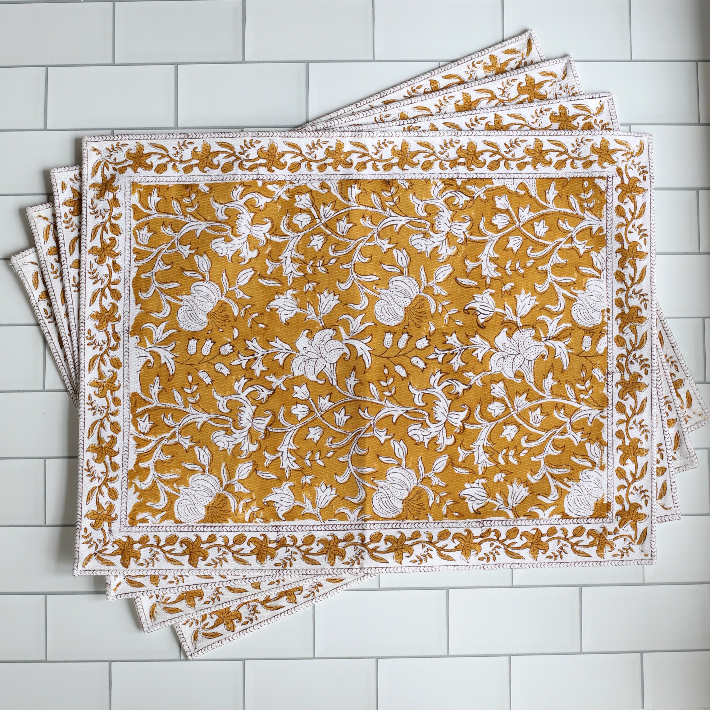 Pacho Saffron Placemat