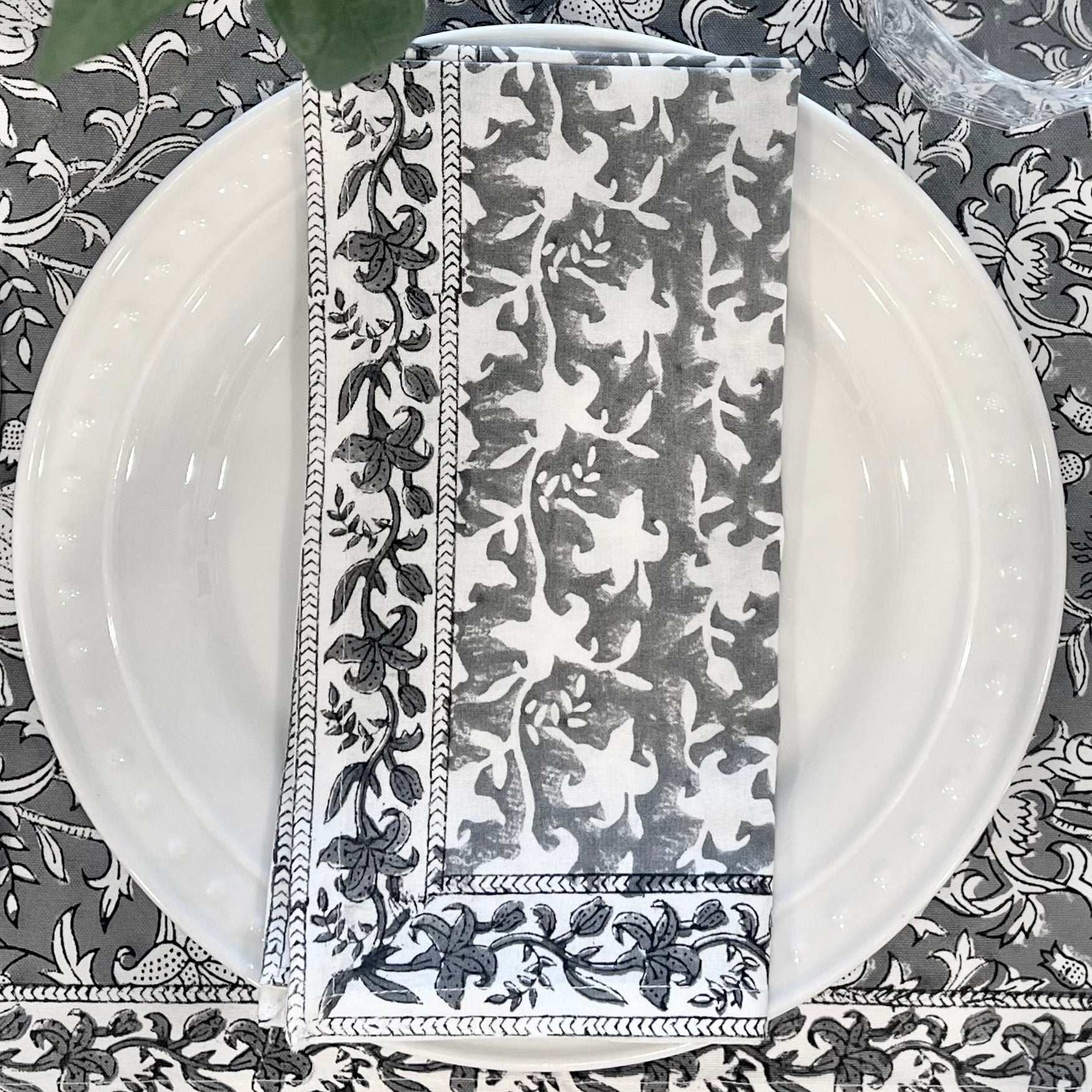 Pacho Slate Verso Napkins